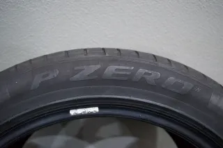 2x Pirelli P Zero MO1A I 285 40 ZR19 107Y XL I Sommerreifen - Bild 4