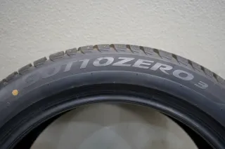 Pirelli SottoZero 3 MO I 235 50 R19 99H M+S I Winterreifensatz - Bild 3