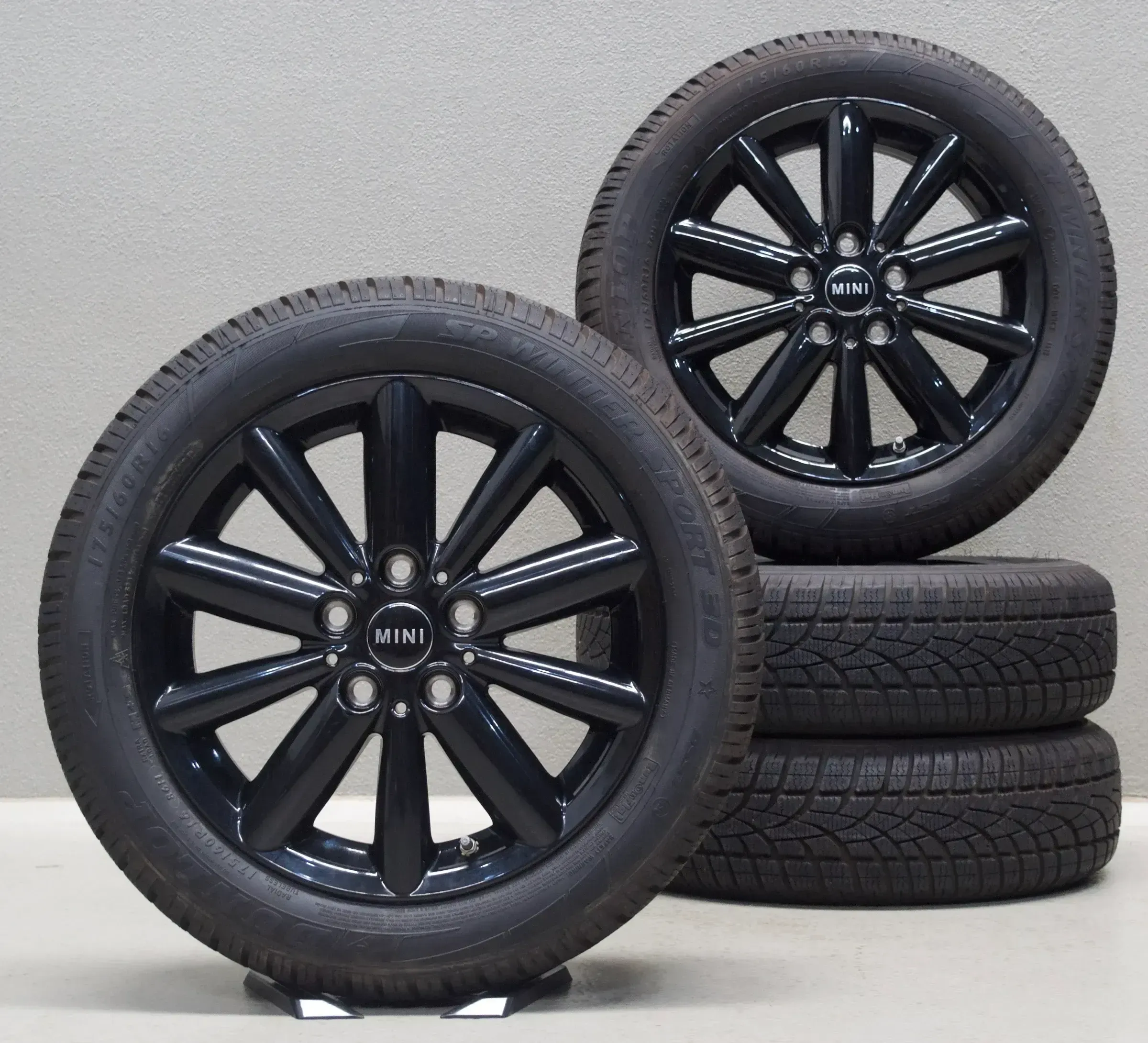 Mini Cooper F55 F56 F57 16 Zoll Winterkompletträder I Radial Spoke 508 - Bild 1