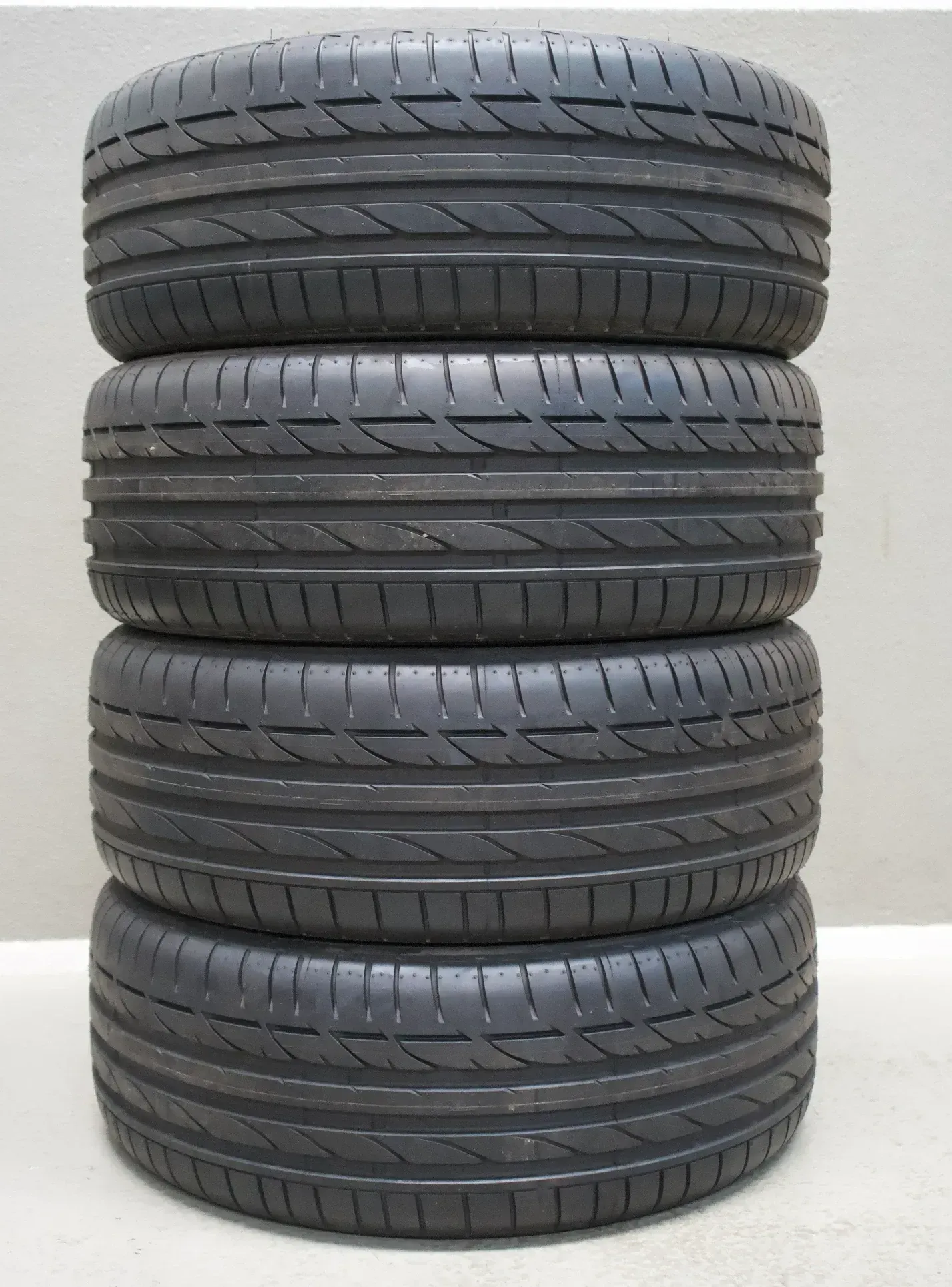 Bridgestone Potenza S001 MO I 245 45 R19 102Y I Sommerreifensatz - Bild 1
