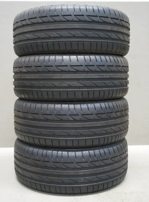 Background image for Bridgestone Potenza S001 MO I 245 45 R19 102Y I Sommerreifensatz