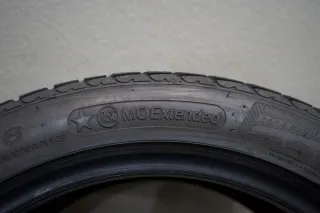 2x Goodyear UltraGrip 8 MOE RFT RSC * I 245 45 R18 100V XL M+S I Winterreifen - Bild 5