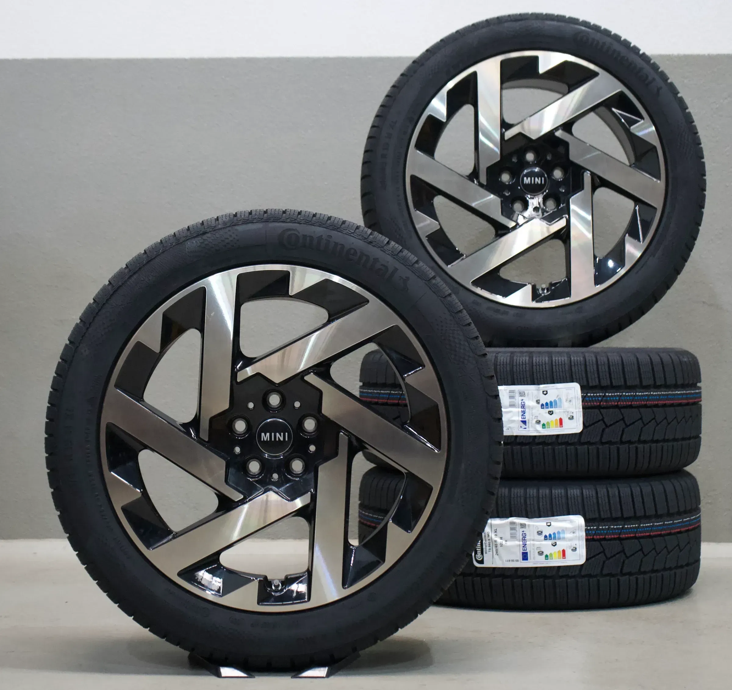 Mini Countryman U25 19 Zoll Winterräder I Kaleido Away Spoke 947 - Bild 1