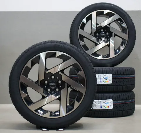Background image for Mini Countryman U25 19 Zoll Winterräder I Kaleido Away Spoke 947