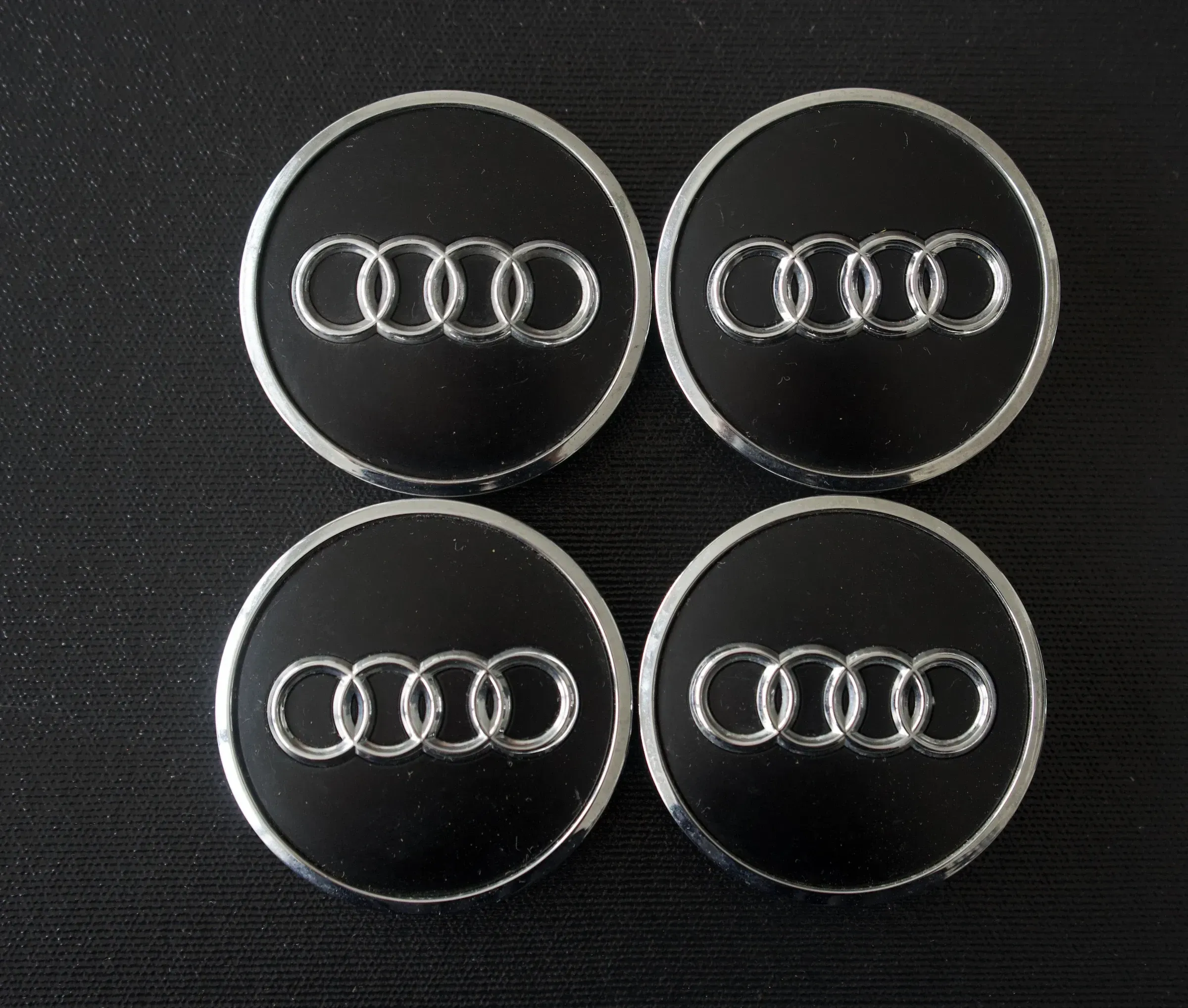 4x Original Audi Nabendeckel I 8W0 601 170 - Bild 1