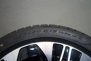 Mercedes-Benz E-Klasse E-Klasse W214 I S214 19 Zoll Winterkompletträder - Bild 7