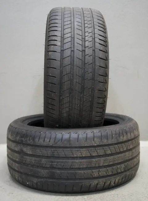 Background image for 2x Bridgestone Alenza 001 * RSC I 275 40 R20 106W XL I Sommerreifen