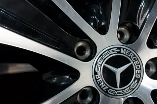 Mercedes-Benz E-Klasse E300de Hybrid 18 Zoll Winterkompletträder - Bild 8
