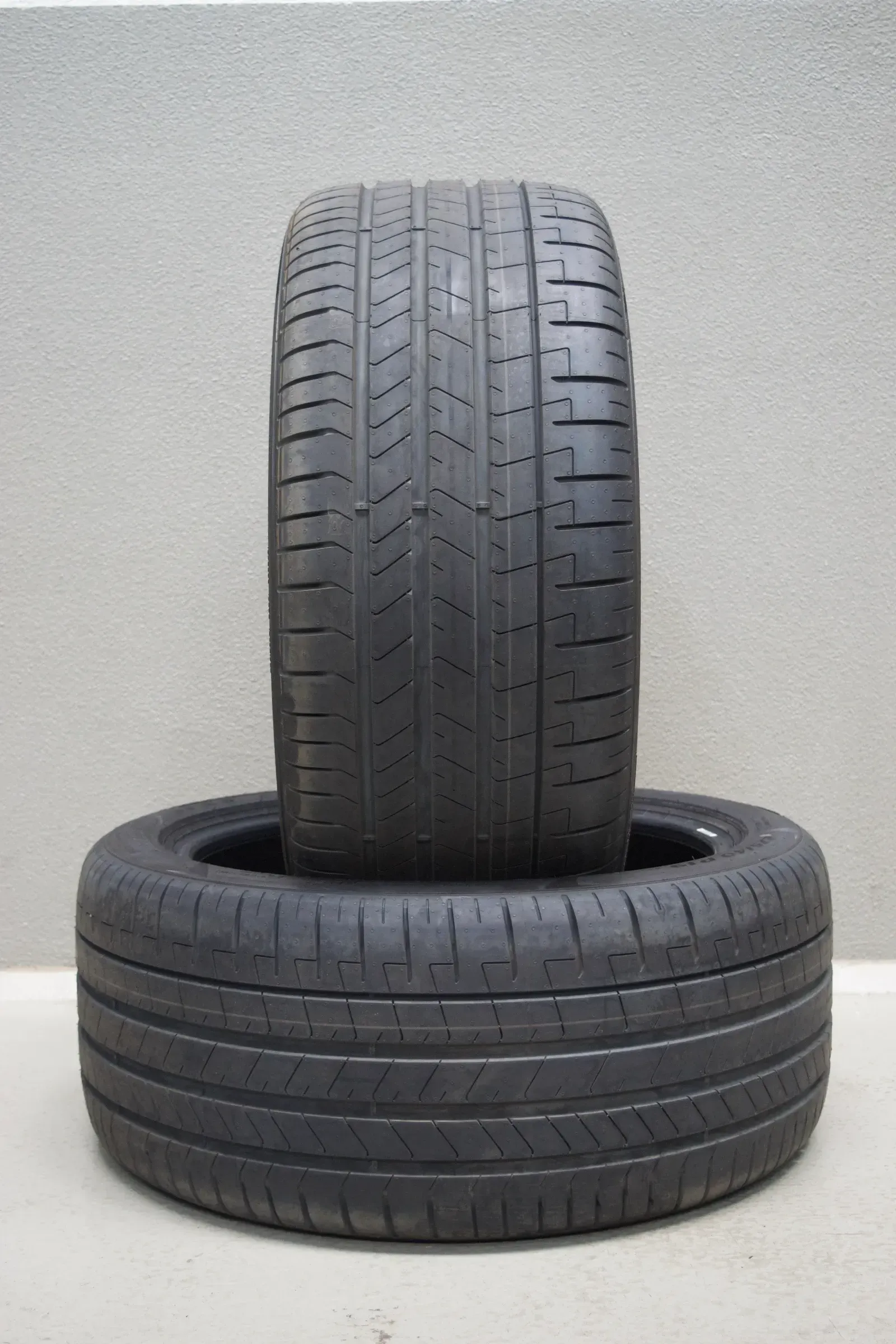 2x Pirelli P Zero MOE I 275 40 R19 105Y XL I Sommerreifen - Bild 1