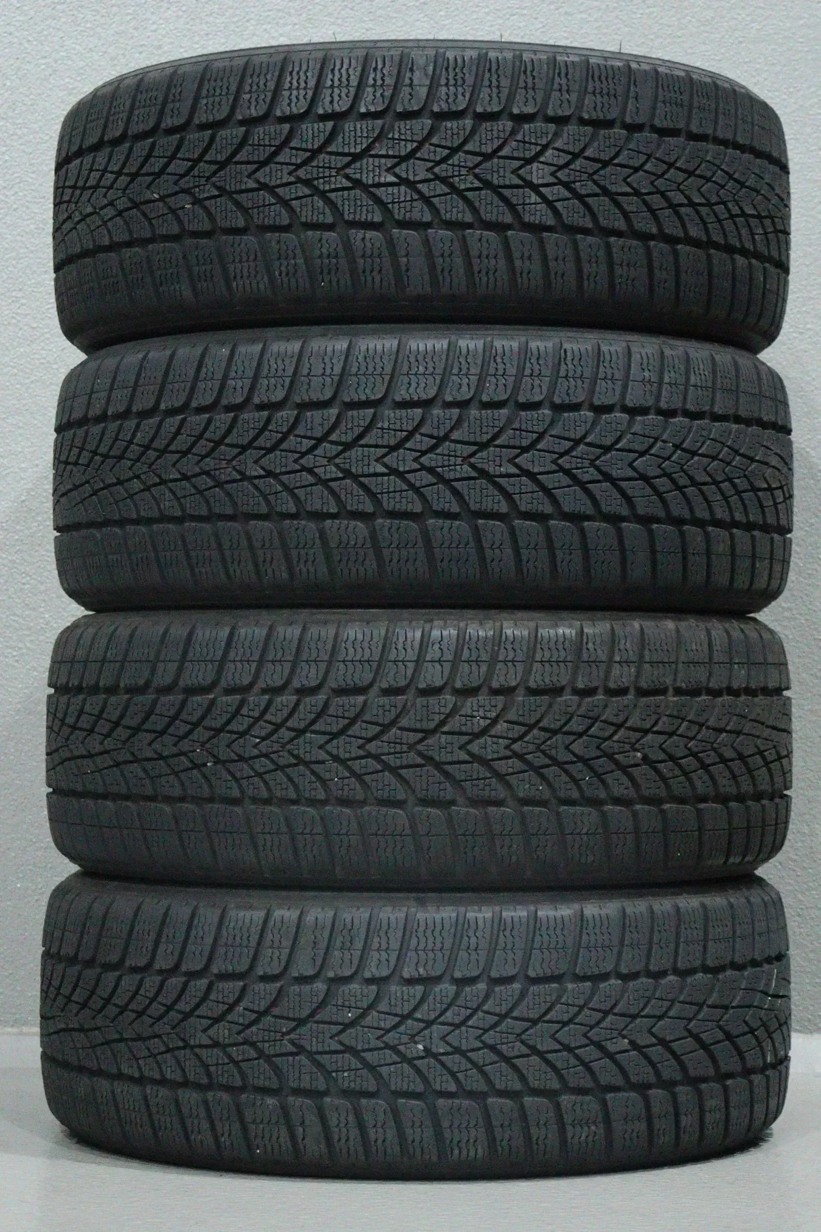 Dunlop SP Winter Sport 4D DSST RFT I 205 45 R17 88V XL M+S I Winterreifensatz - Bild 1