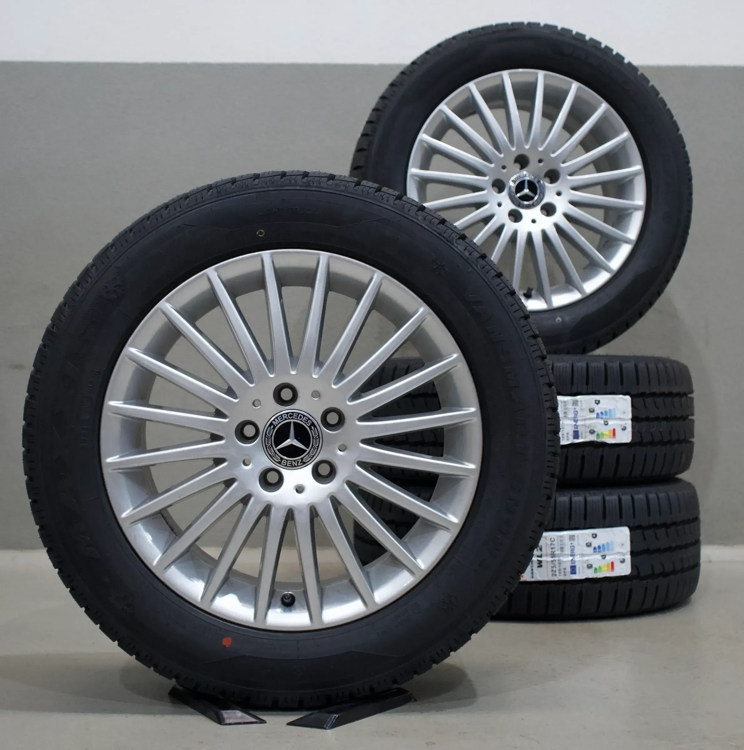 Mercedes-Benz V-Klasse W447 I Viano W639 17 Zoll Winterradsatz - Bild 1