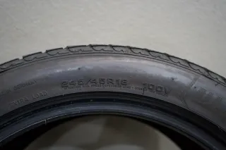 2x Goodyear UltraGrip 8 MOE RFT RSC * I 245 45 R18 100V XL M+S I Winterreifen - Bild 5