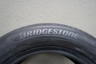 Bridgestone Turanza 6 * I 205 65 R17 100Y I Sommerreifensatz - Bild 3