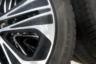 Mercedes-Benz E-Klasse E-Klasse W214 I S214 19 Zoll Winterkompletträder - Bild 9