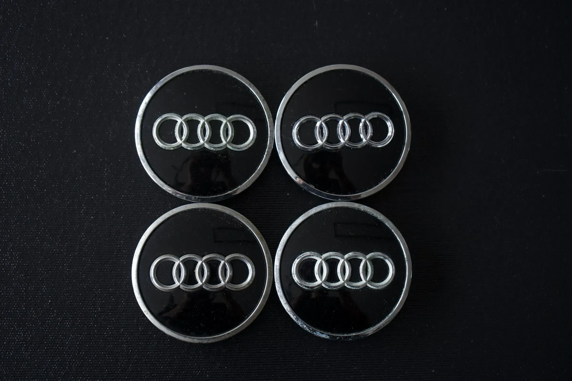 4x Original Audi Nabendeckel I 8W0 601 170 - Bild 1