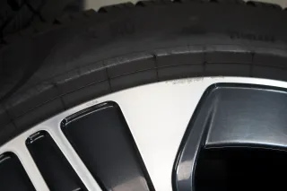 Mercedes-Benz E-Klasse E-Klasse W214 I S214 19 Zoll Winterkompletträder - Bild 11