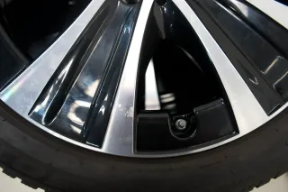 Mercedes-Benz E-Klasse E300de Hybrid 18 Zoll Winterkompletträder - Bild 8