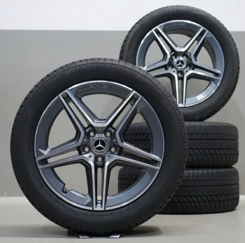 Background image for Mercedes-Benz GLA H247 GLB X257 19 Zoll Winterkompletträder