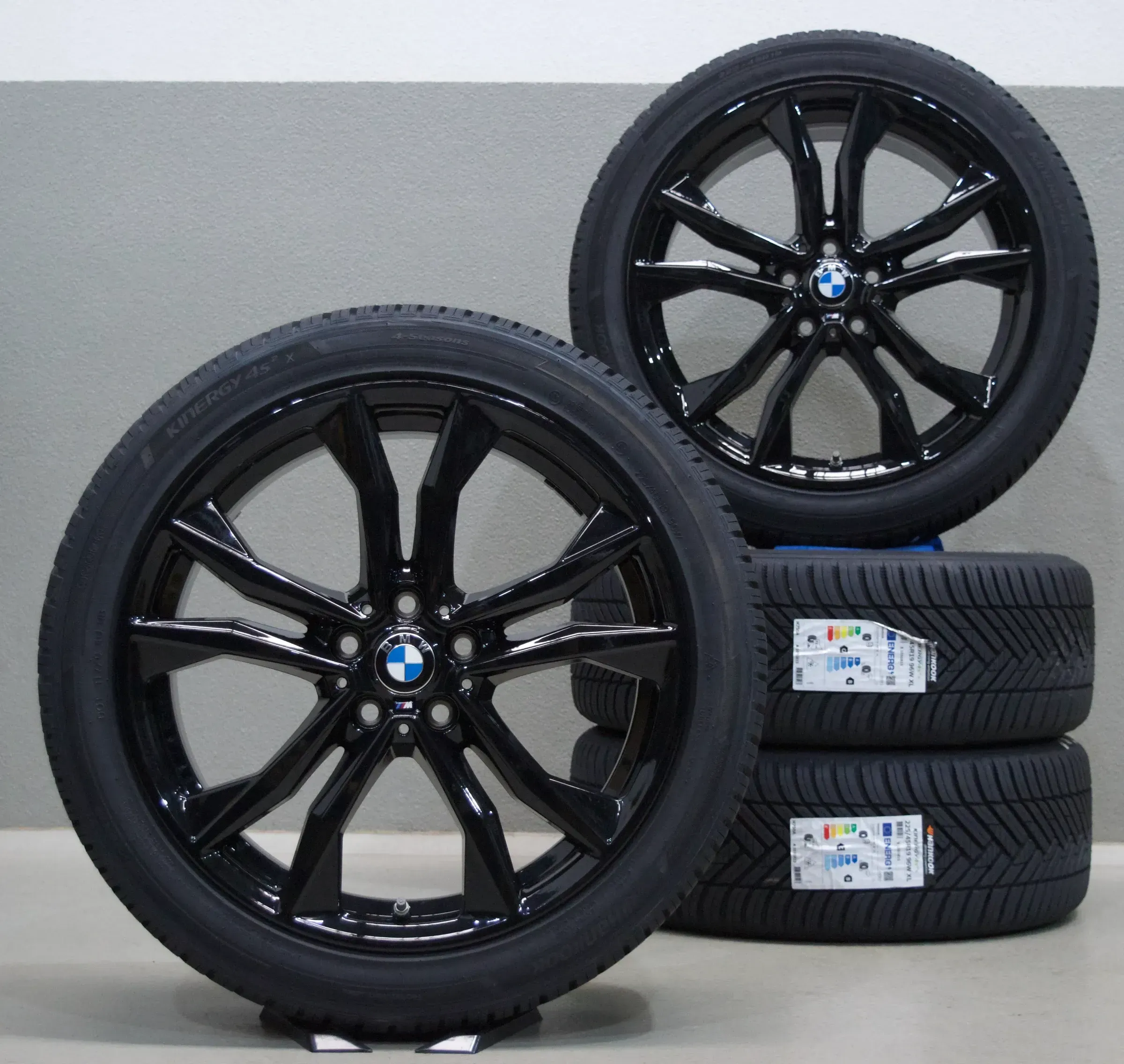 BMW X1 F48 X2 F39 19 Zoll Allwetterreifen I M715 - Bild 1
